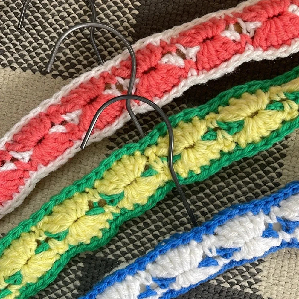 Vintage crochet hangers 3